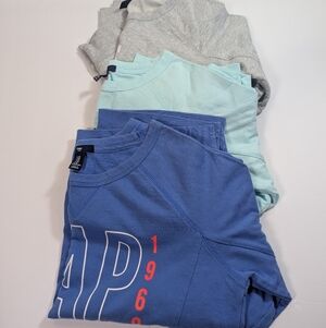 Women's Gap crew neck sweatshirts Lot Of 3 All Size Medium
